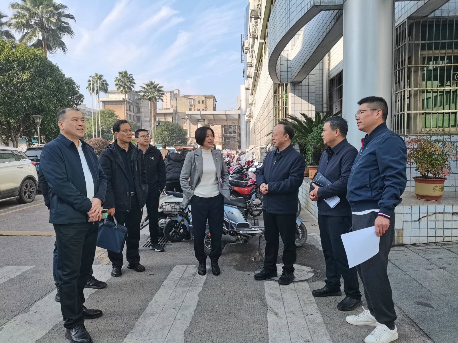 湘潭市科协党组书记谢兰焰赴湘乡慰问中科院院士王松灵父母及调研华体会体育推荐
